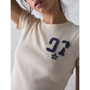 Urban Outfitters Size Large 97 NYC Applique Graphic Baby Tee